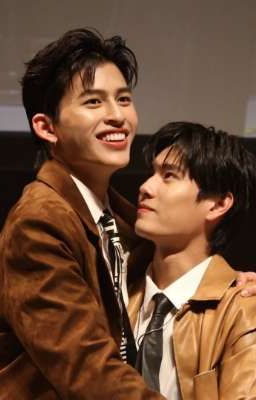 Bạn nhỏ nhà bên 