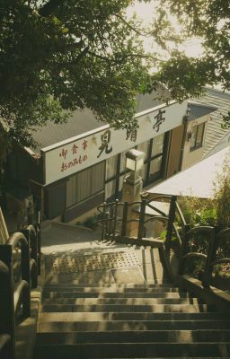 jsolnicky ; lửng lơ