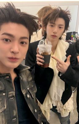 Pin Dự Phòng - Keonho&Juhoon 