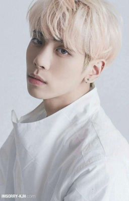R.I.P Kim Jonghyun 😇😇😇😇