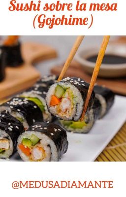 Sushi sobre la mesa